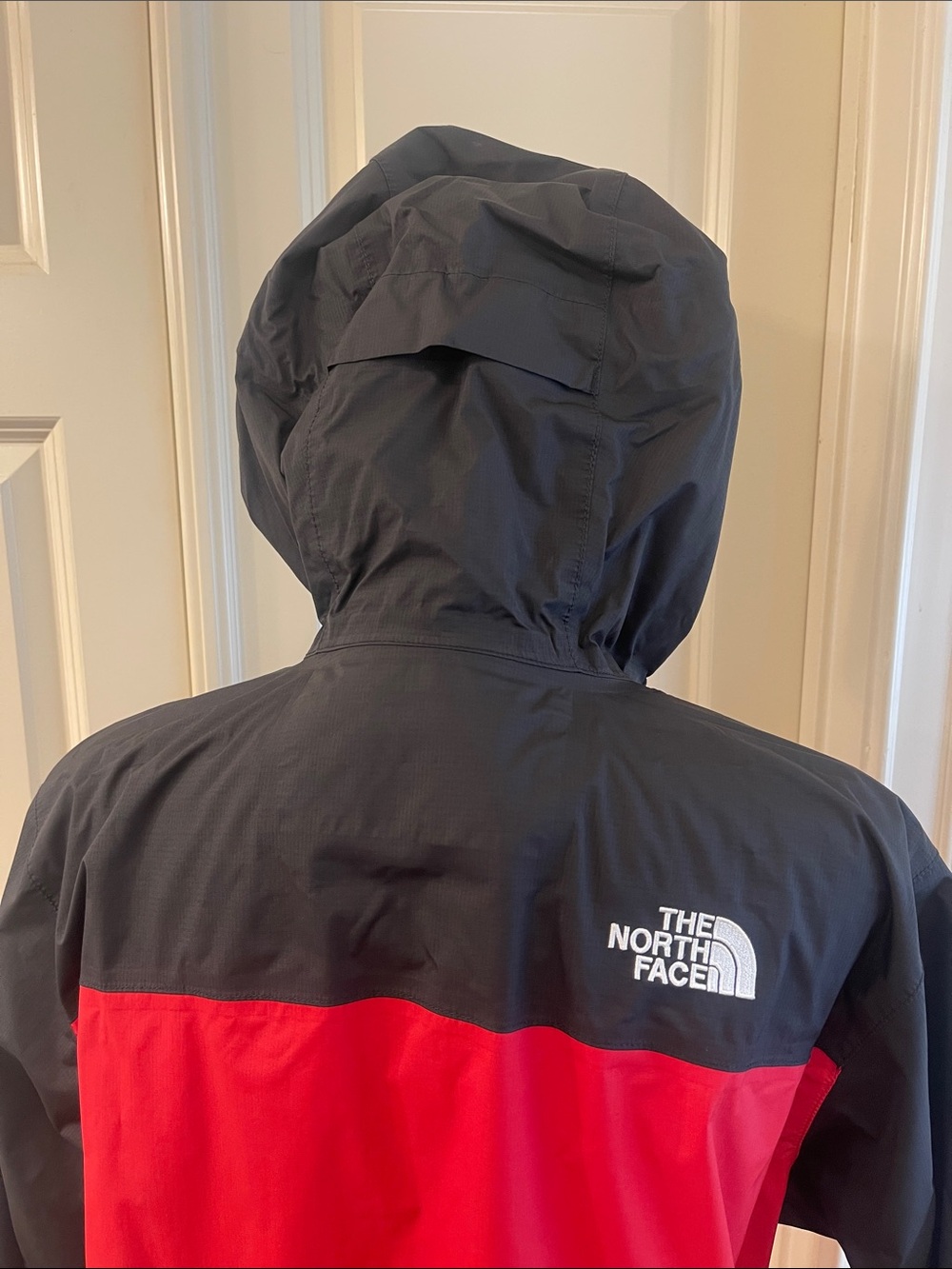 The North Face Red and Black Hooded Rain Shell - Picture 3 of 6